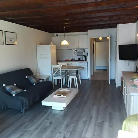 40m2 Praloup 1600 Apartment